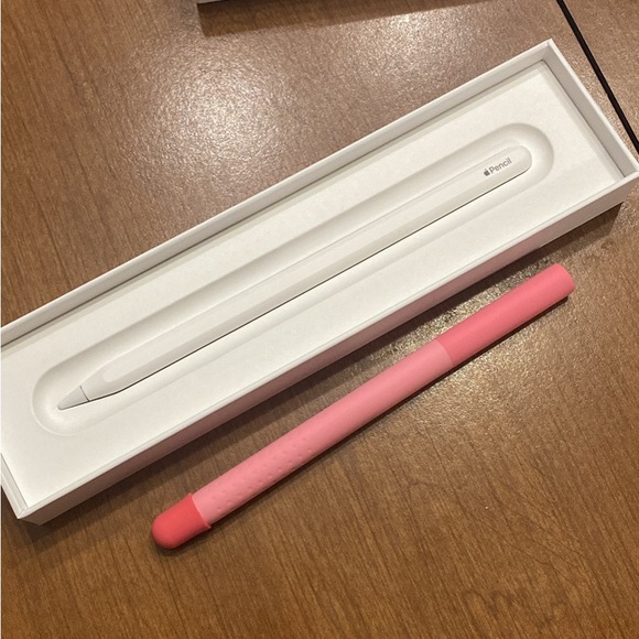 NEW Apple Pencil 2nd Generation with Cover - Picture 2 of 2